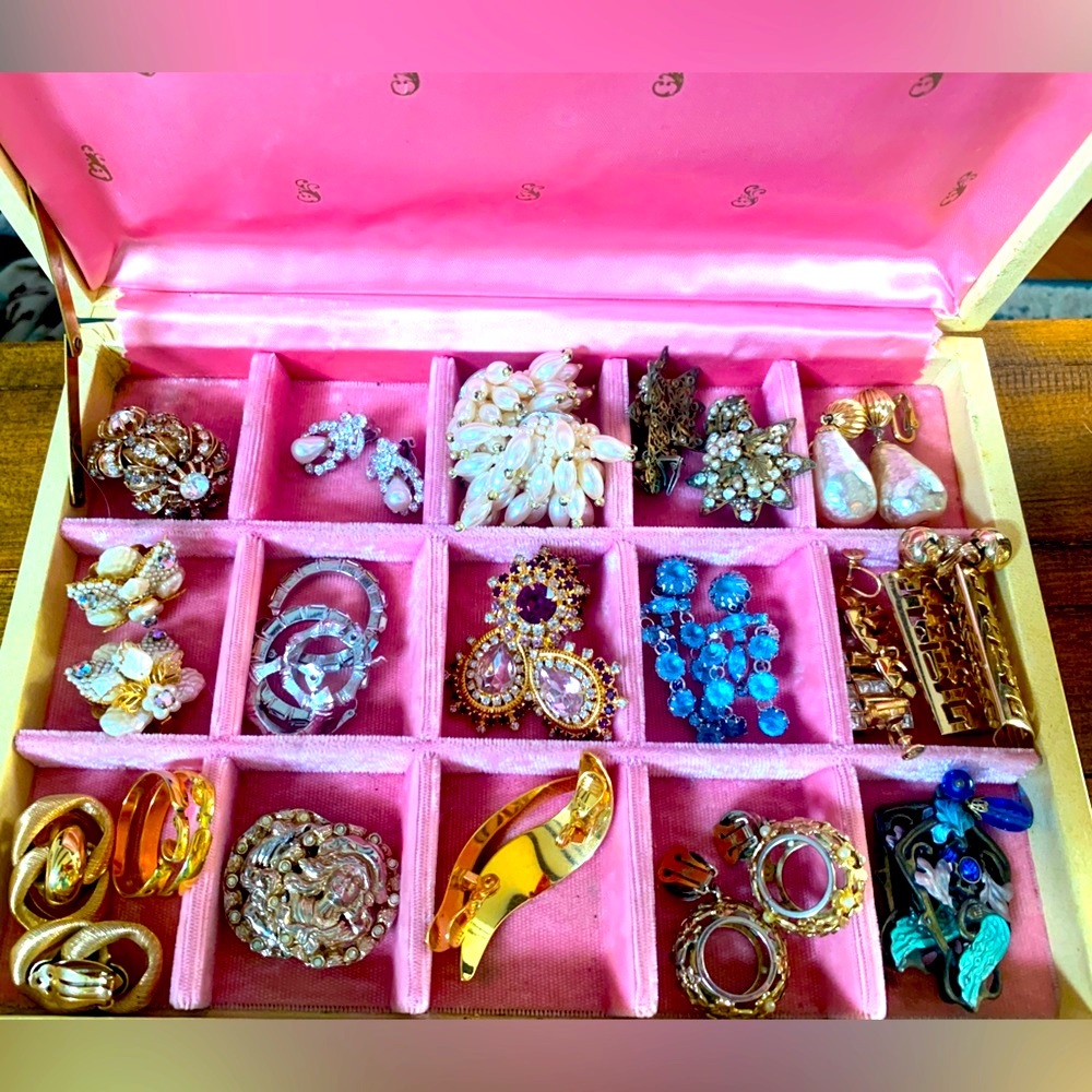 Vintage Crystal Clip On Earrings